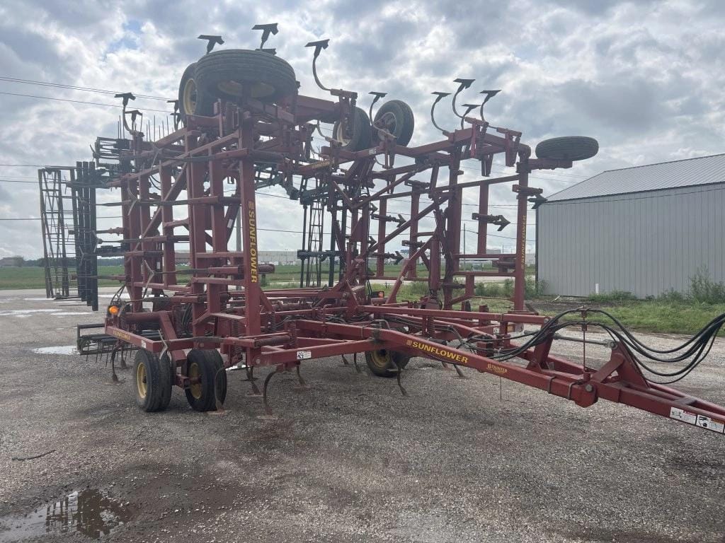 Sunflower 5034 Equipment Image0