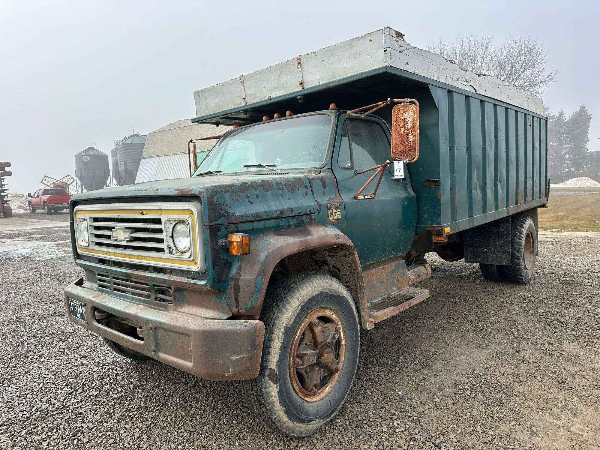 1975 Chevrolet C65 Equipment Image0