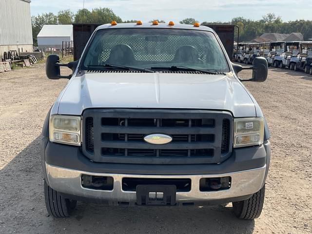 Image of Ford F-550 equipment image 1