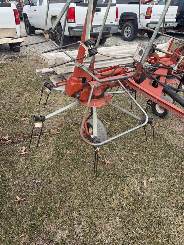 Image of AGCO 3727 equipment image 4