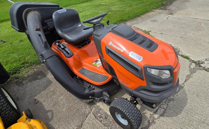 Image of Husqvarna YTH1842 Primary image