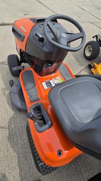 Image of Husqvarna YTH1842 equipment image 4