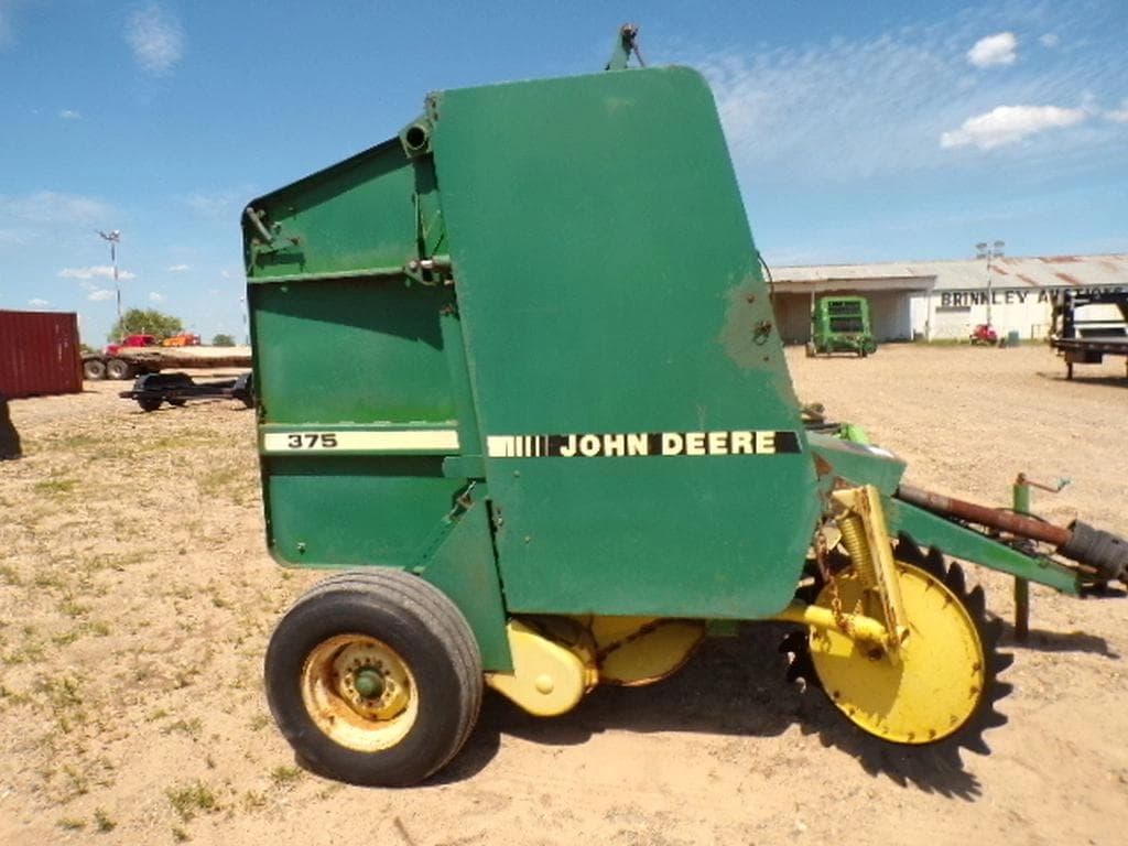 Image of John Deere 375 Image 1