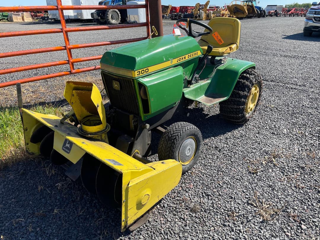 Image of John Deere 300 Primary image