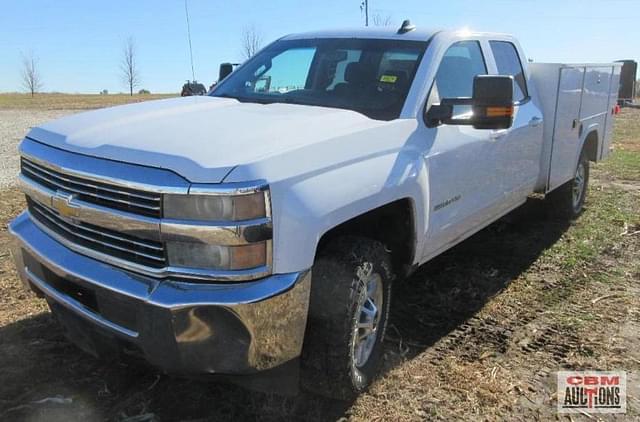 Image of Chevrolet 2500 equipment image 1