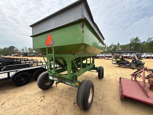 Image of Huskee 335 equipment image 3