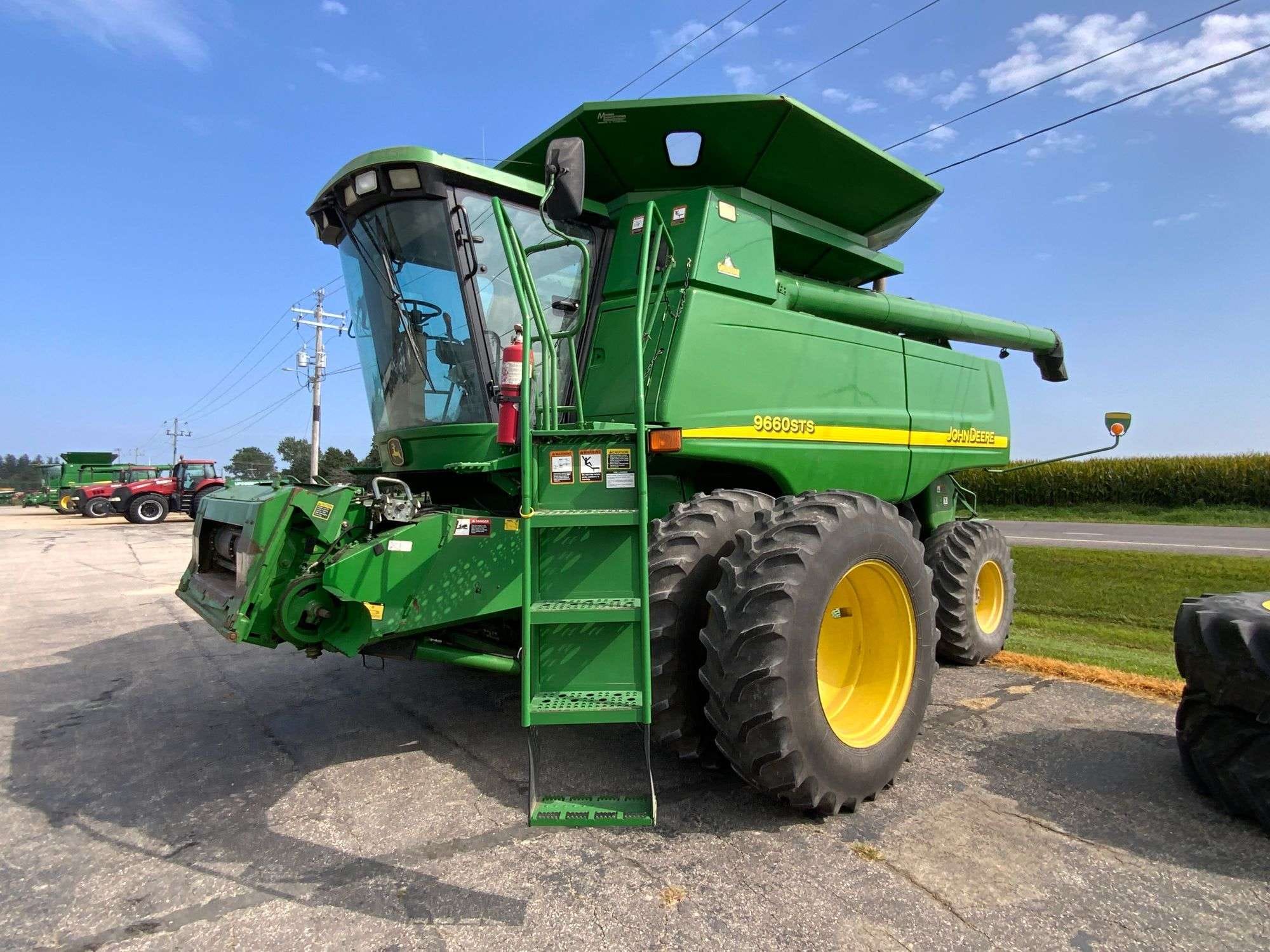 2004 John Deere 9660 STS Equipment Image0