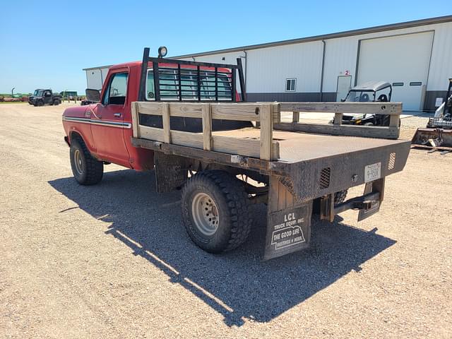 Image of Ford F-150 equipment image 3