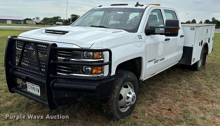 Image of Chevrolet 3500HD Primary image
