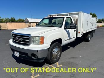 2000 Chevrolet C3500 Equipment Image0