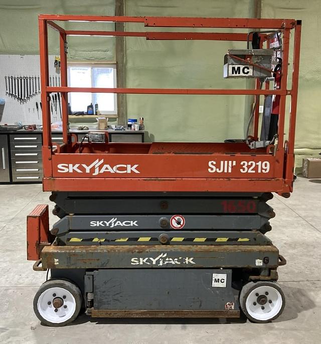 Image of Sky Jack SJIII3219 equipment image 4