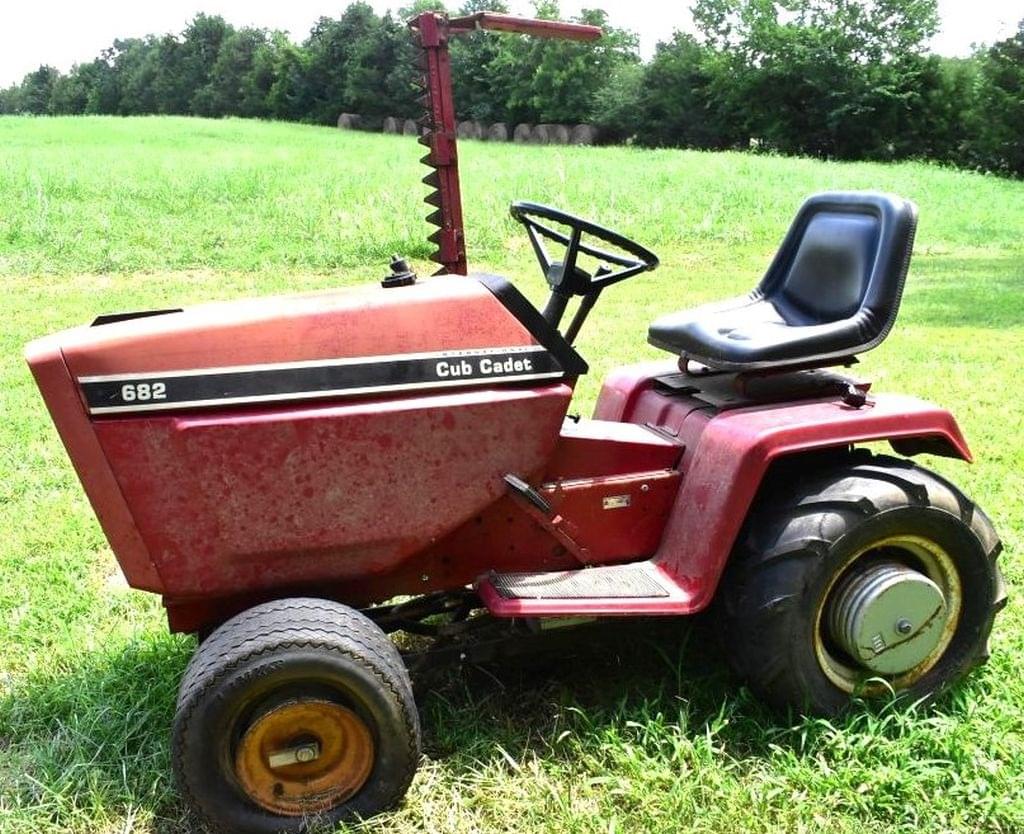 Image of Cub Cadet 682 Primary image