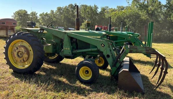 Image of John Deere 3010 equipment image 1