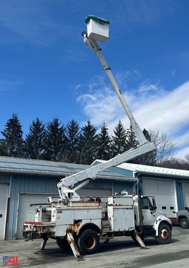 Image of International Durastar 4300 equipment image 3