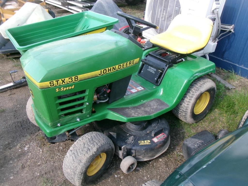 John Deere STX38 Equipment Image0
