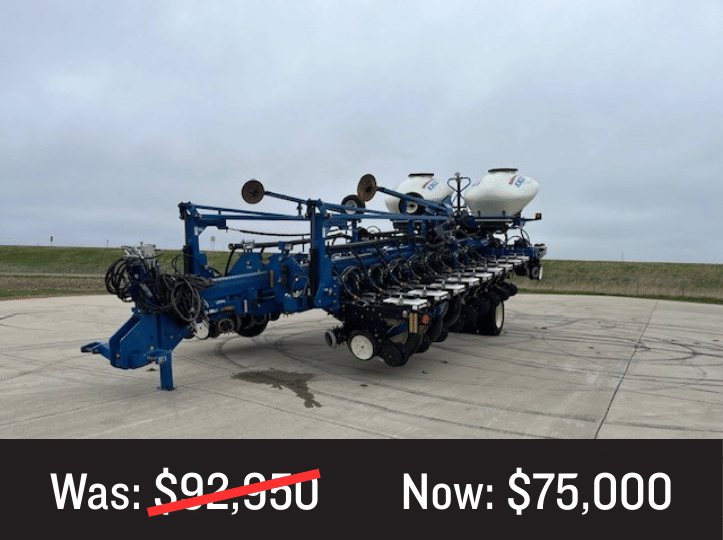 2012 Kinze 3800 Equipment Image0