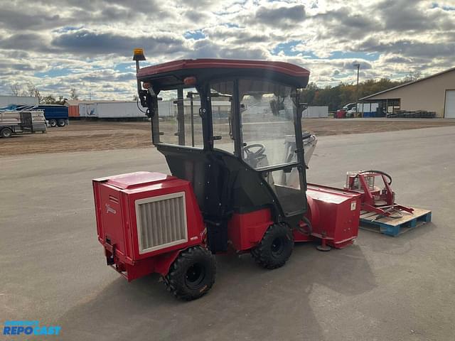 Image of Ventrac 3400Y equipment image 3