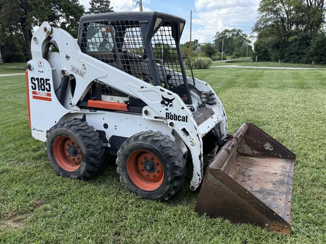 Image of Bobcat S185 equipment image 3
