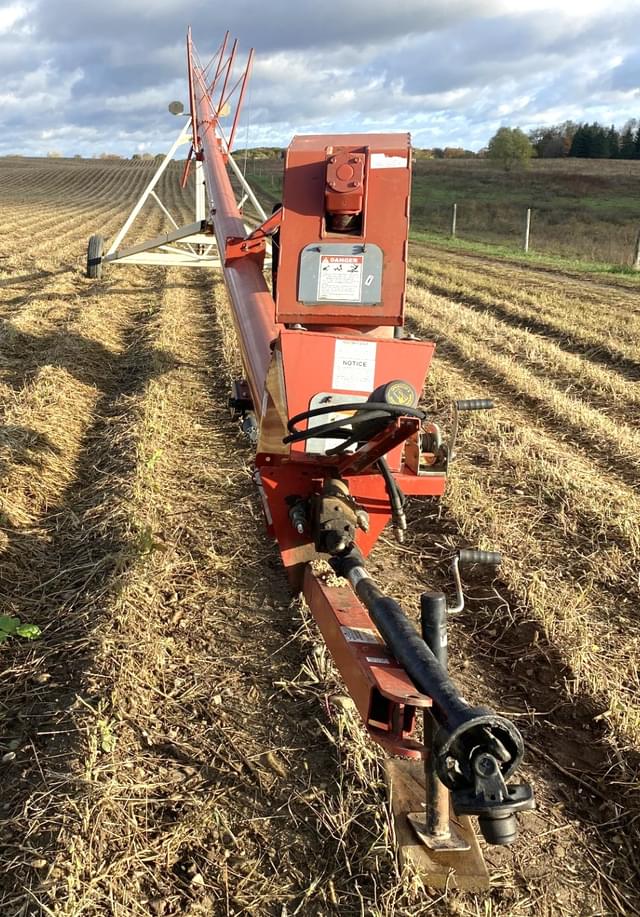 Image of Farm King 1082 equipment image 3