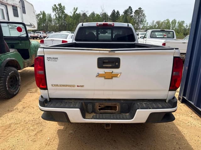 Image of Chevrolet Colorado equipment image 4