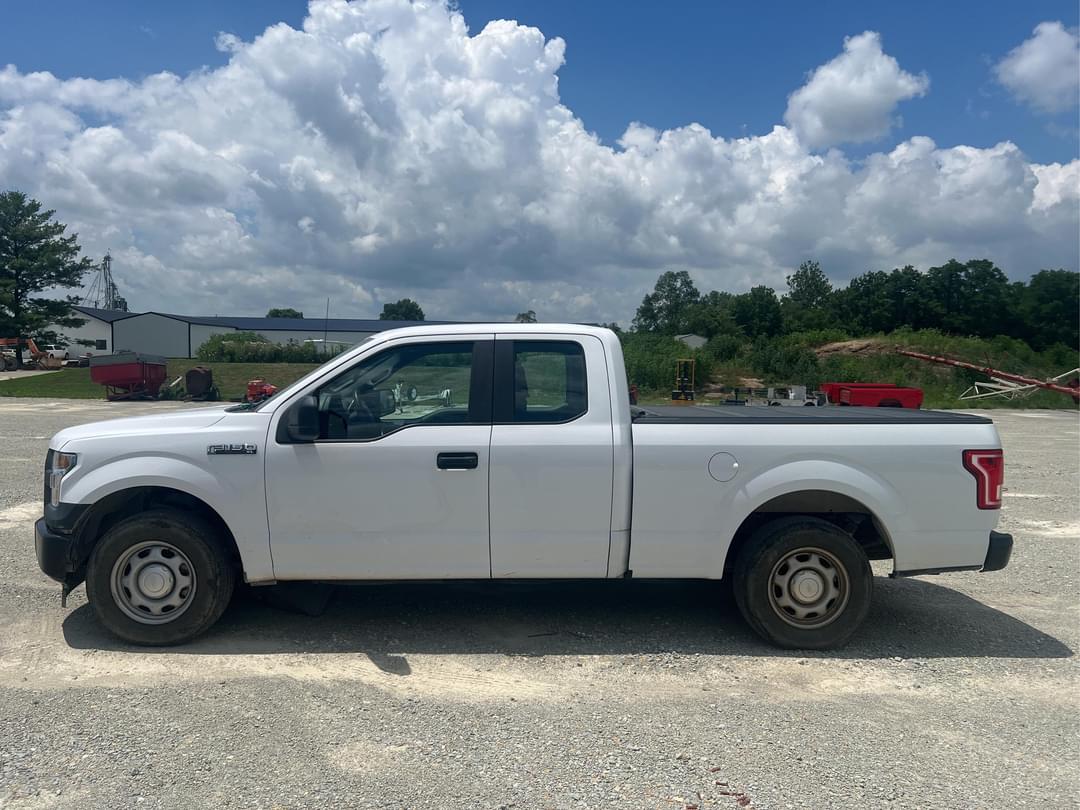 Image of Ford F-150 Primary image
