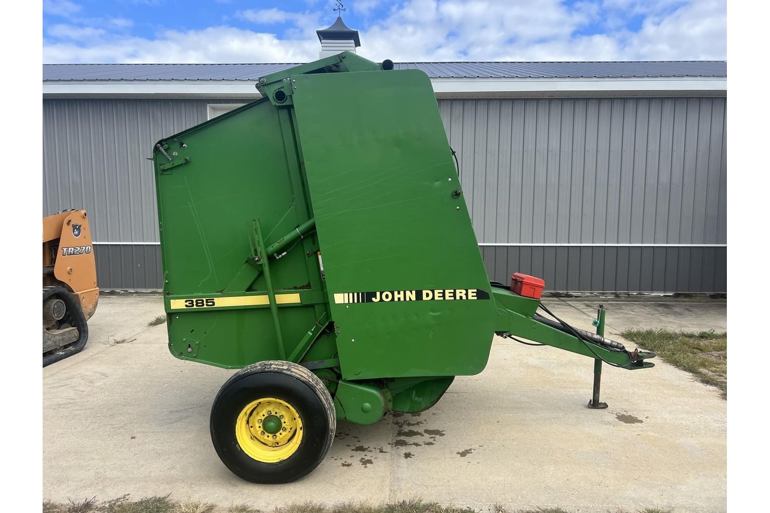 John Deere 385 Equipment Image0