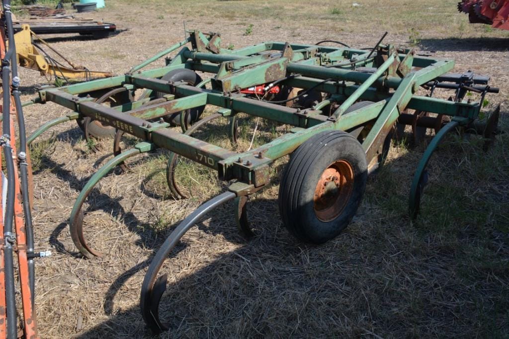 Main image John Deere 1710