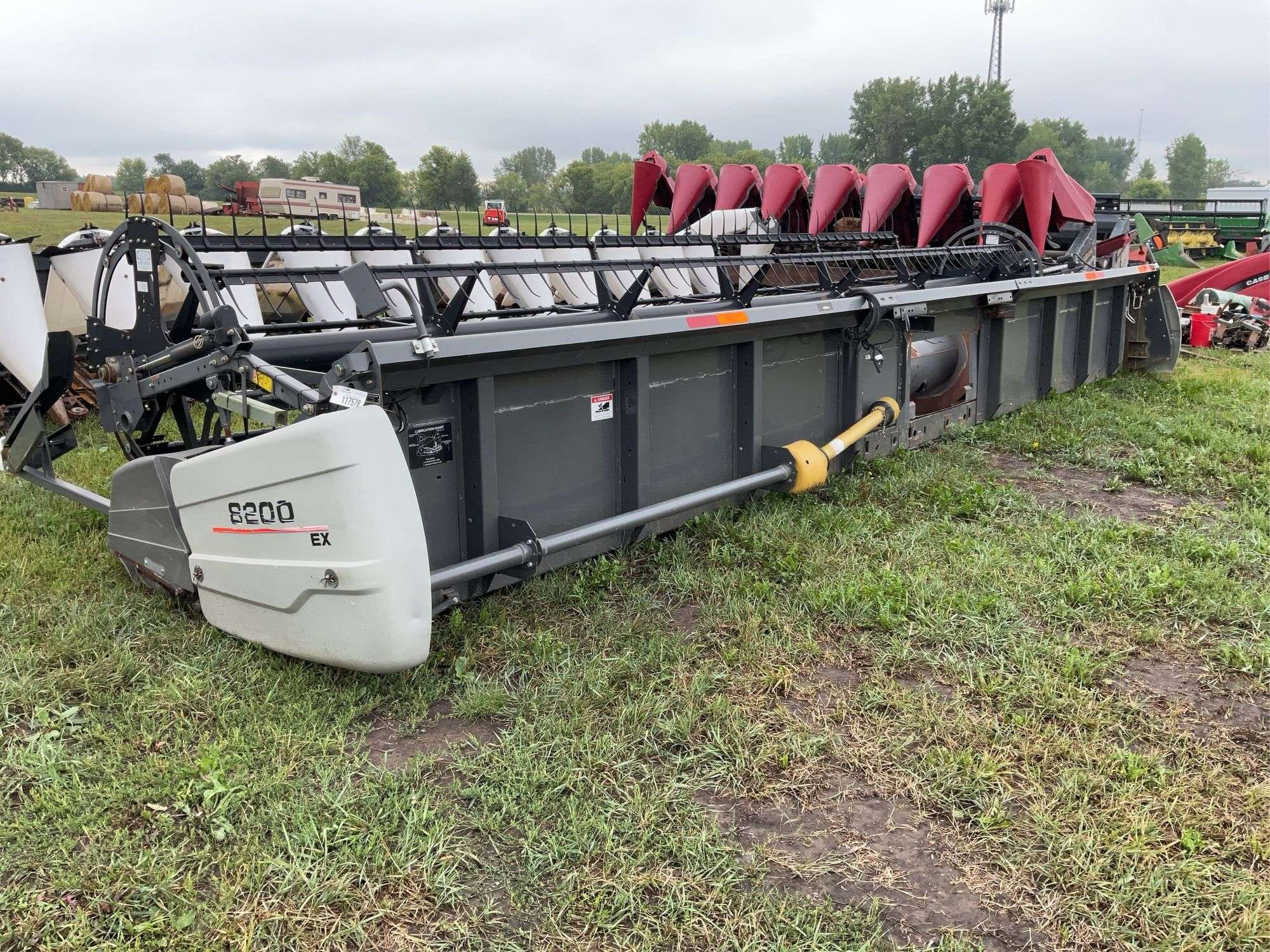 AGCO 8200 Equipment Image0