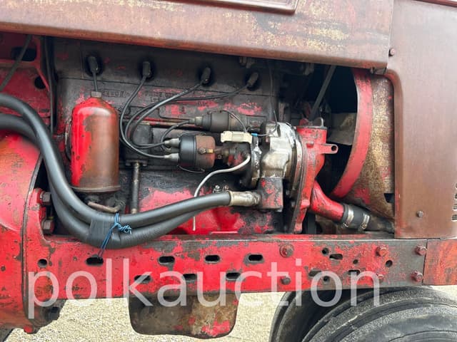 Image of Farmall Super M-TA equipment image 4