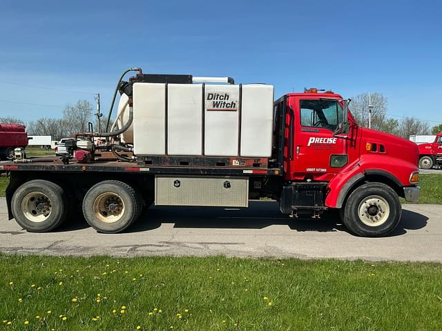 Image of Ford LT9513 equipment image 4