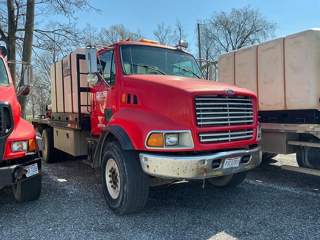 Image of Ford LT9513 equipment image 2