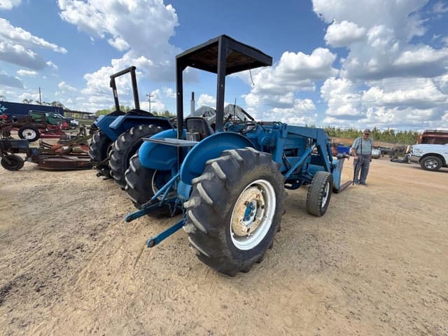 Image of Ford 3000 equipment image 3