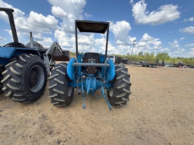 Image of Ford 3000 equipment image 4