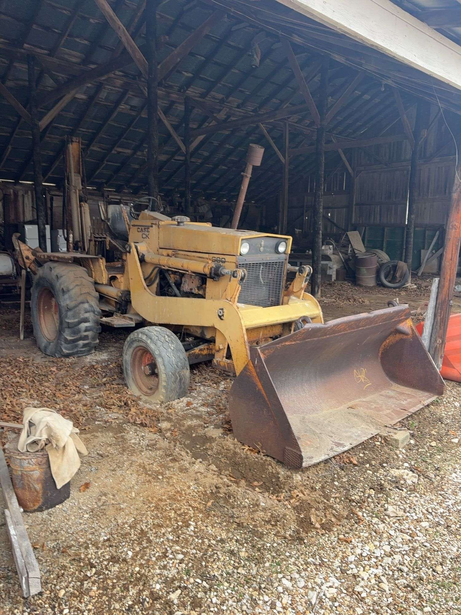 Case 600 Equipment Image0