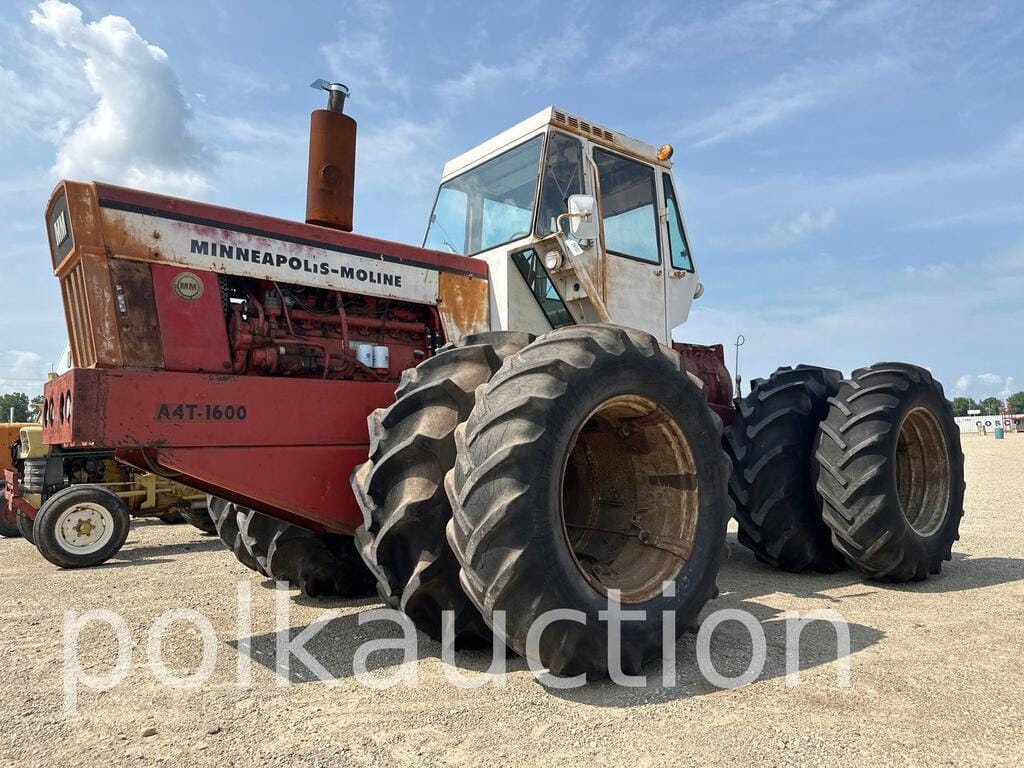 Main image Minneapolis-Moline A4T-1600