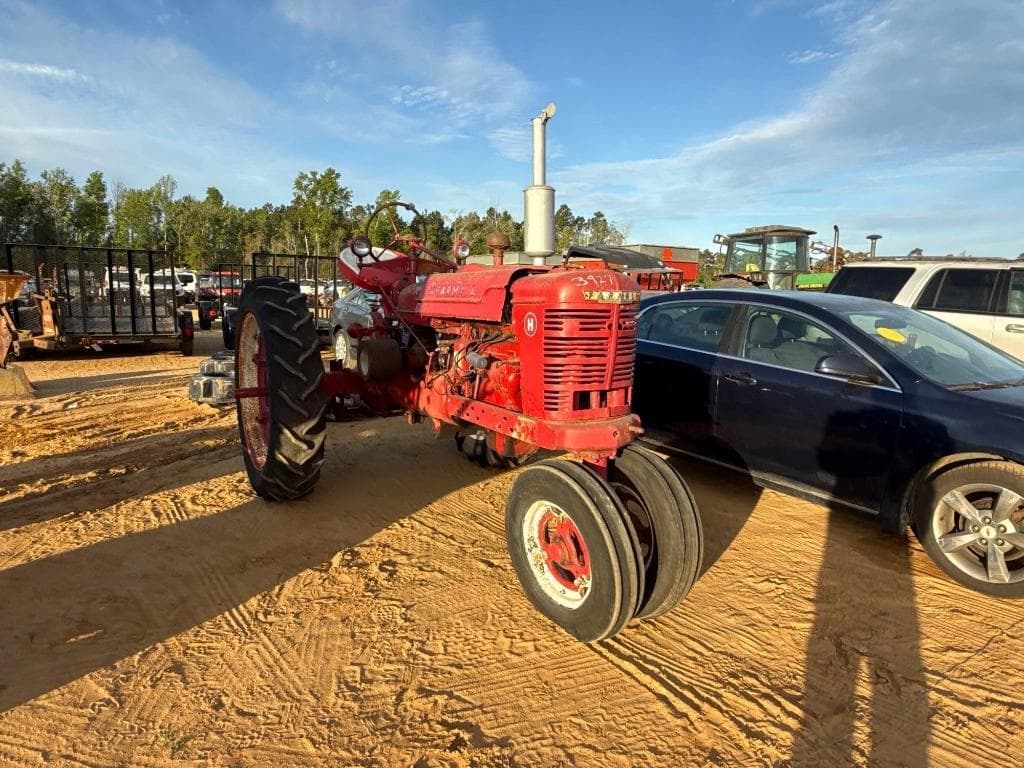 Image of Farmall H Primary image