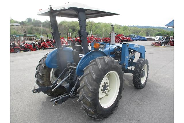 Image of New Holland 3930 equipment image 4