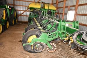 2015 John Deere 1775 Image