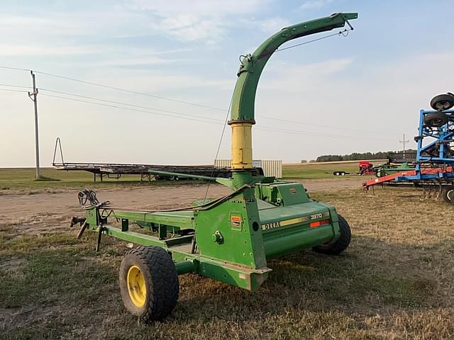 Image of John Deere 3970 equipment image 3