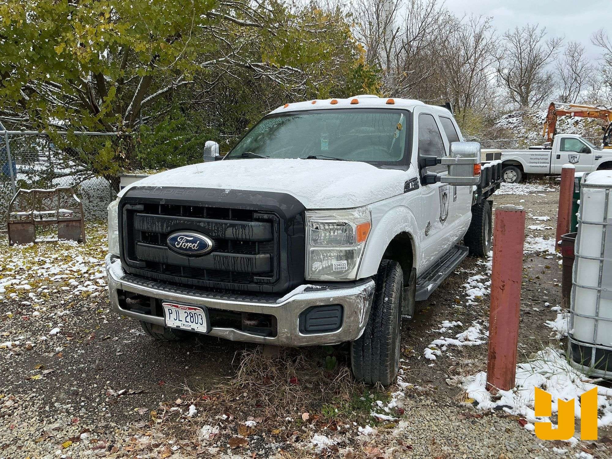 2011 Ford F-350 Equipment Image0
