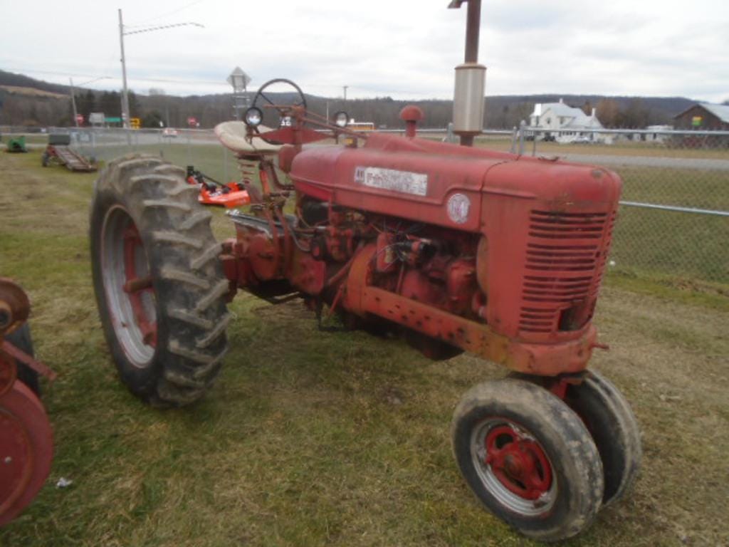 Main image Farmall M