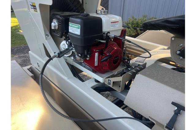 Image of Unverferth 3955XL equipment image 3