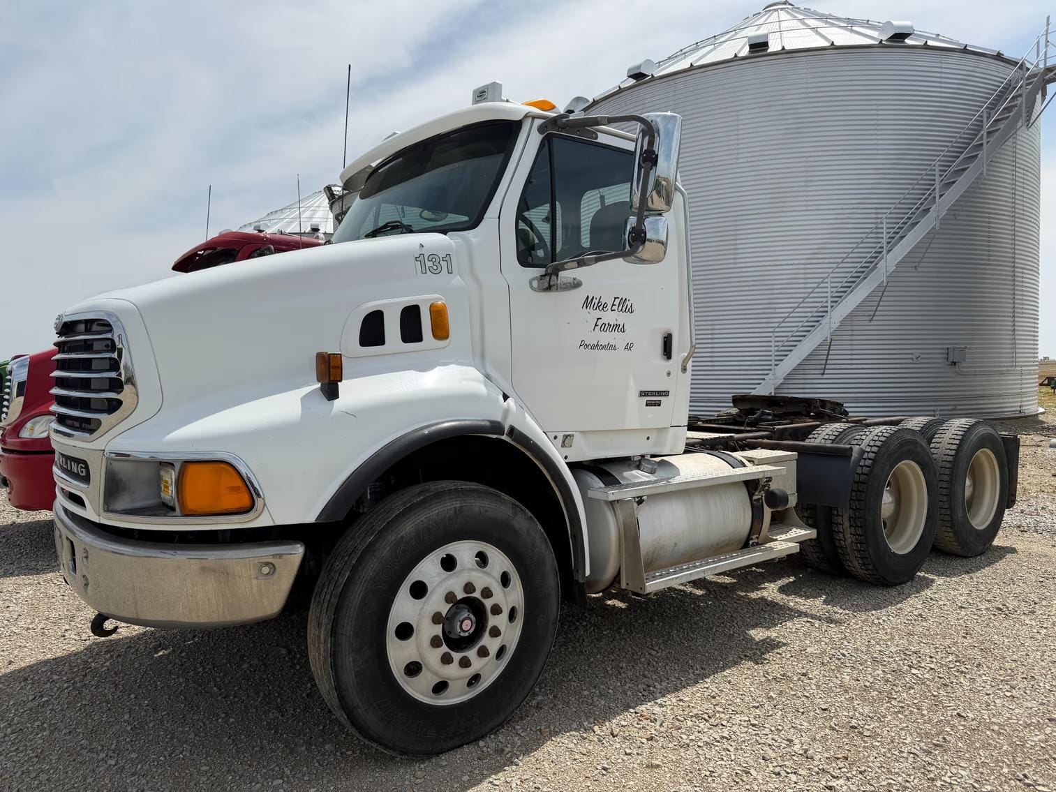 2006 Sterling L9500 Equipment Image0