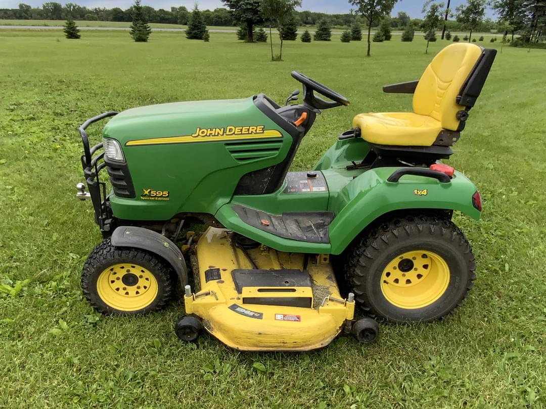 Image of John Deere X595 Primary image
