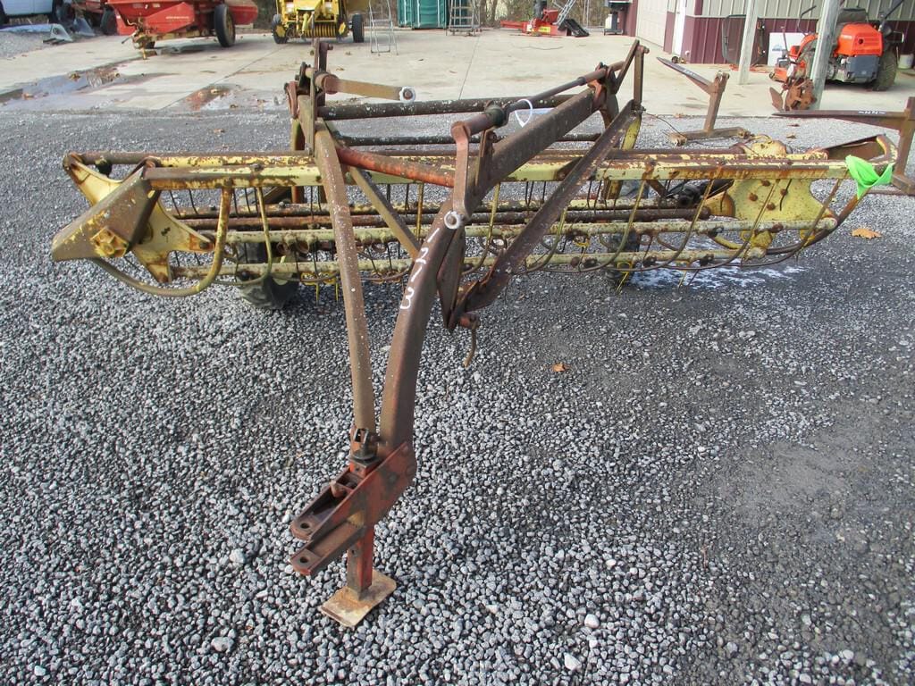 Main image New Holland 256