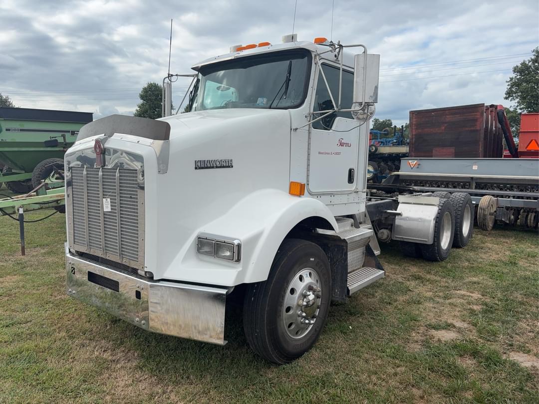 Image of Kenworth T800 Primary image