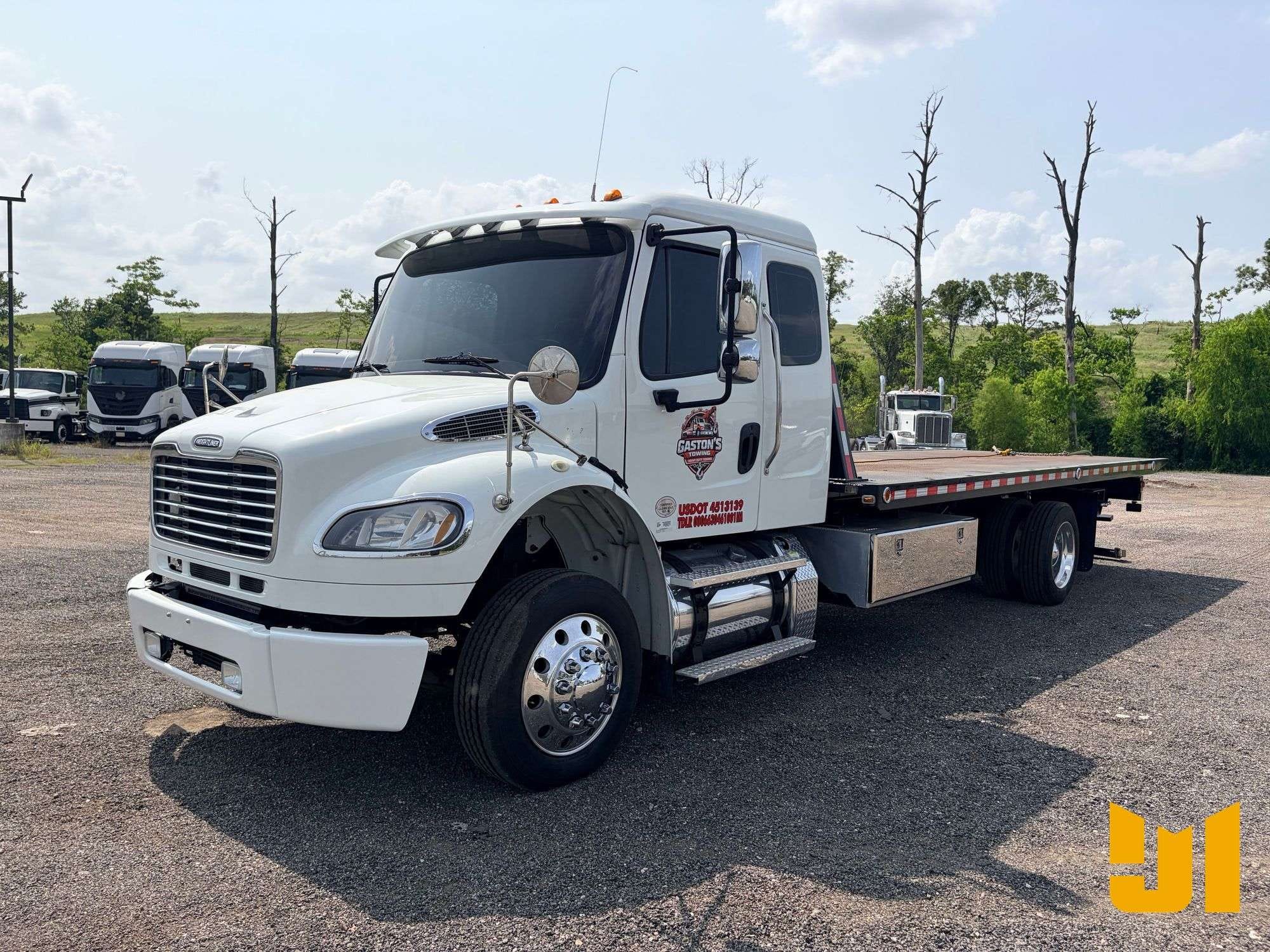 2019 Freightliner M2 Equipment Image0