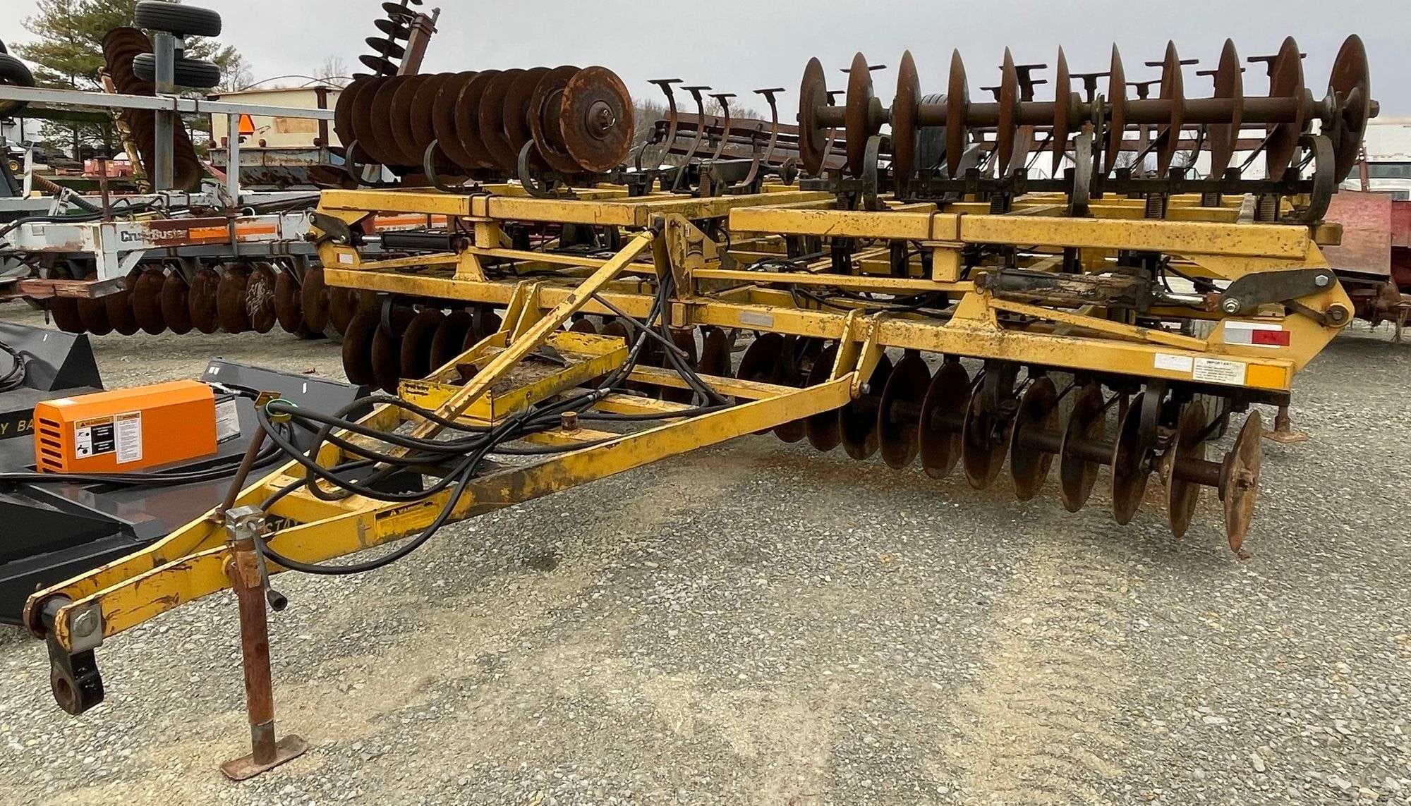 Landoll 875 Equipment Image0