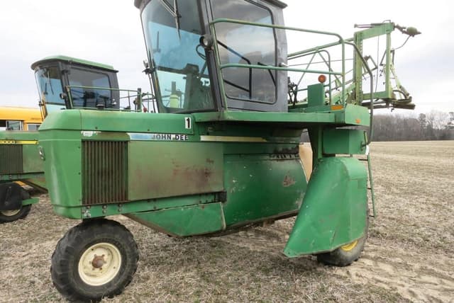 Image of John Deere 6000 equipment image 1