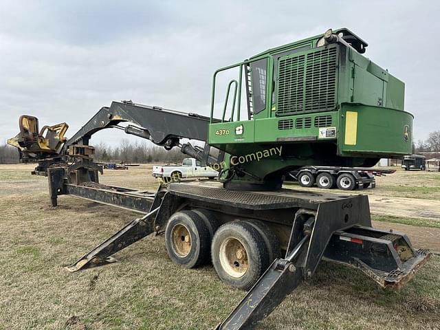 Image of John Deere 437D equipment image 4